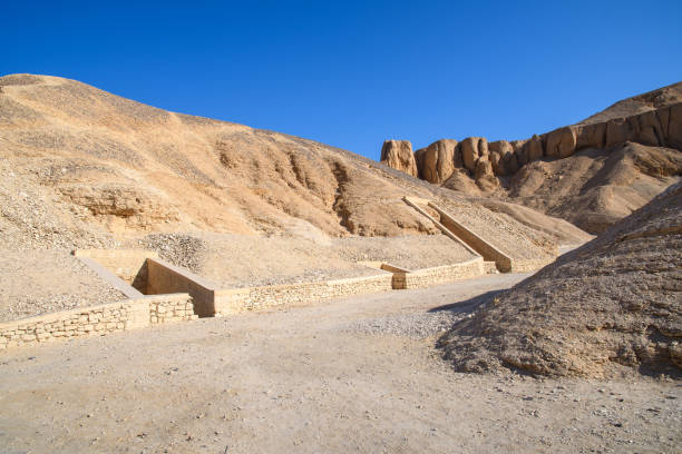 istock Valley of the Kings 1661559318