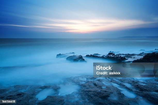 Foto de Nascer Do Sol e mais fotos de stock de Amarelo - Amarelo, Azul, Branco