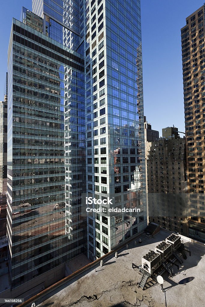 Rascacielos de la ciudad de Nueva York Midtown Manhattan, aire acondicionado y calefacción - Foto de stock de Aire libre libre de derechos