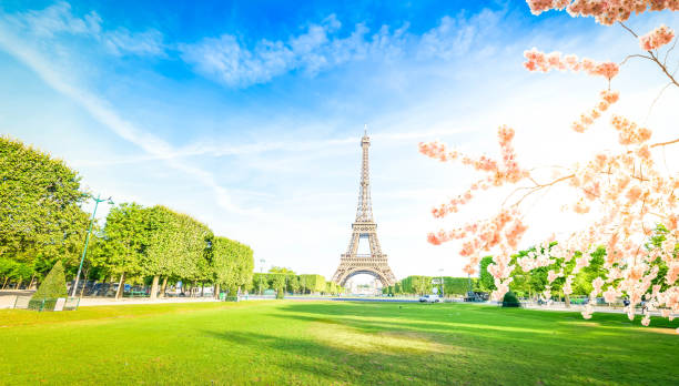 istock eiffel tour and Paris cityscape 1661637233