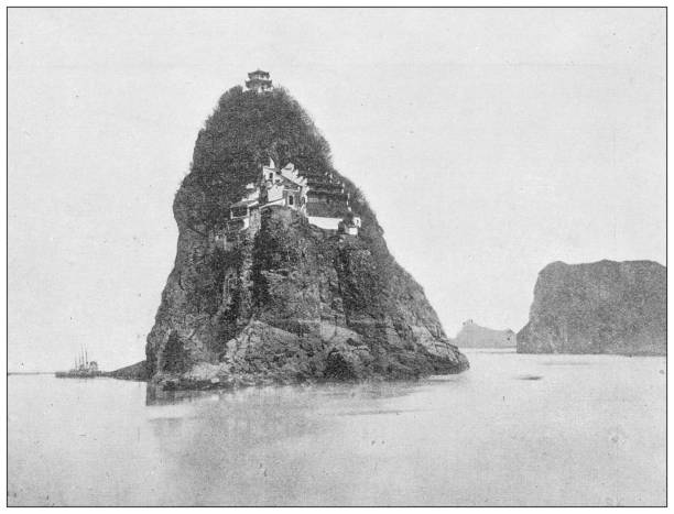 istock Antique image from British magazine: Priest dwelling and temple, River Yangtse-Kiang, below Hankau 1661642284