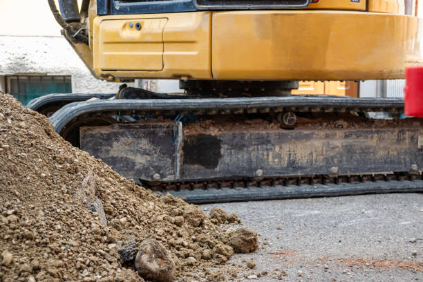 istock Close up image of excavator in operation digging in ground 1661805256