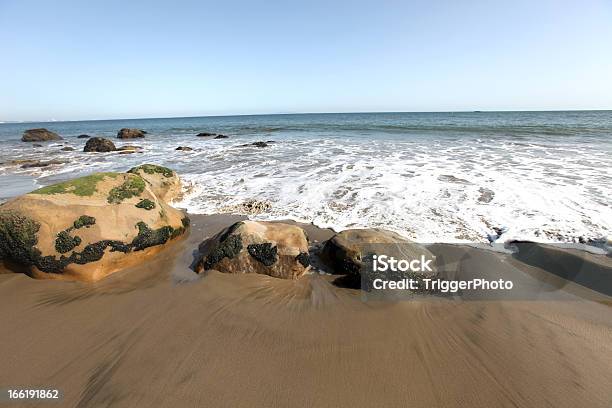 Spiaggia Di Malibu - Fotografie stock e altre immagini di Acqua - Acqua, Adulazione, Ambientazione esterna