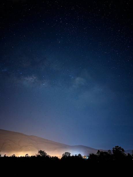 istock Sky full of starts 1662138512