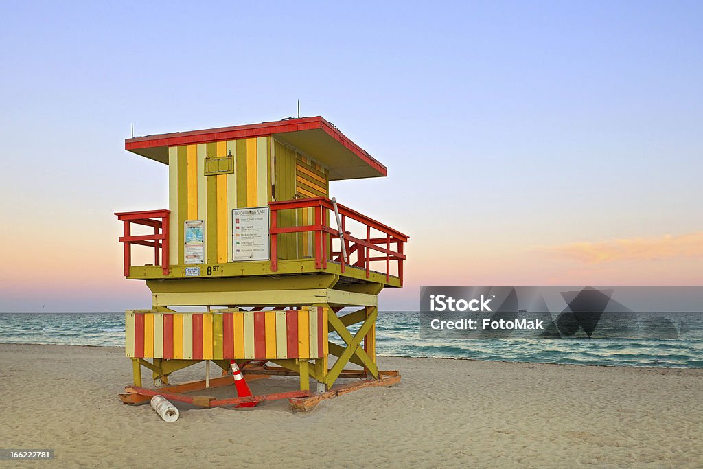 Miami Beach, en Floride, la maison de gardien de plage au coucher du soleil - Photo de Miami libre de droits