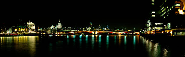 istock London at Night - Blackfriars Bridge 166224268