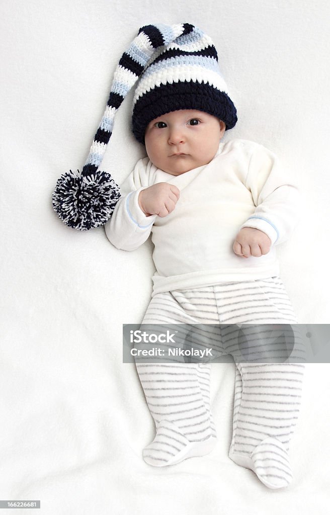 Ребенок в шляпе - Стоковые фото Белый роялти-фри