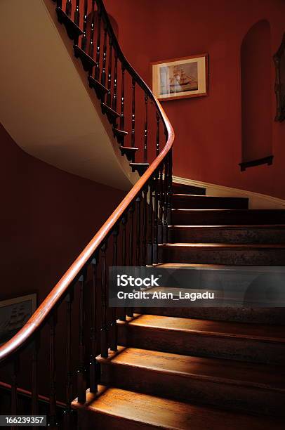 Escalera Victoriano Jersey Foto de stock y más banco de imágenes de Escaleras - Escaleras, Estilo victoriano, Madera - Material