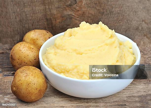 Puré De Batata - Fotografias de stock e mais imagens de Alimentação Saudável - Alimentação Saudável, Batata Crua, Batatas Preparadas