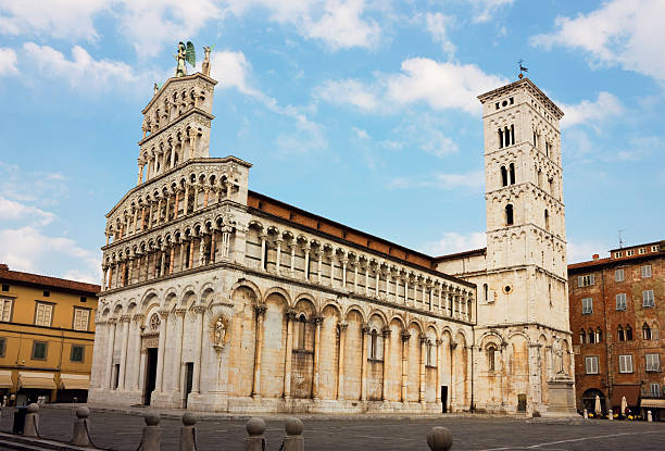 istock Basilica San Michele Foro in Lucca, Italy 166266683