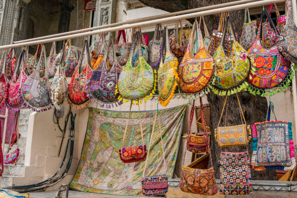 istock Handicrafts for sale in Rajasthan 1662718673
