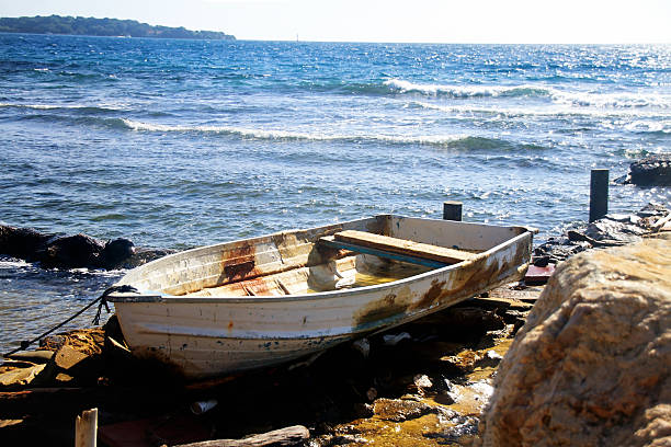 Samotny Boat – zdjęcie