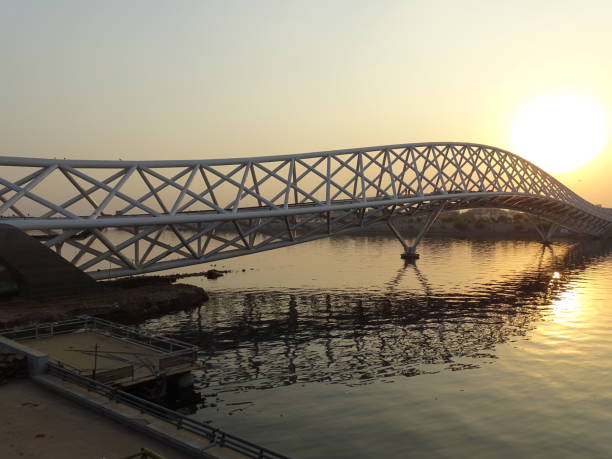 Sunset Atal pedestrian bridge - Sabarmati Riverfront - Ahmedabad - Gujarat - India