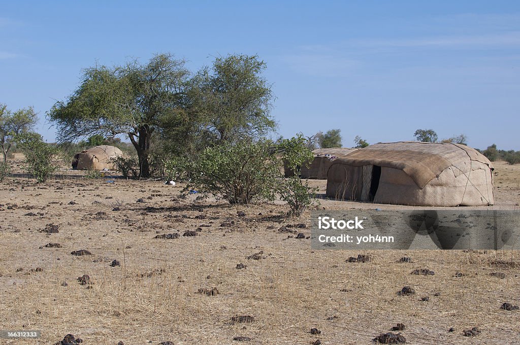 Las alfombrillas Nomad house - Foto de stock de Chad - África central libre de derechos