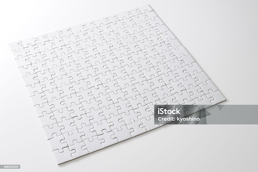 独立した正方形の空白の背景にホワイトのジグソーパズル - おもちゃのロイヤリティフリーストックフォト