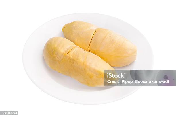 Durian In Weißen Teller Isoliert Mit Schneidepfaden Stockfoto und mehr Bilder von Clipping Path