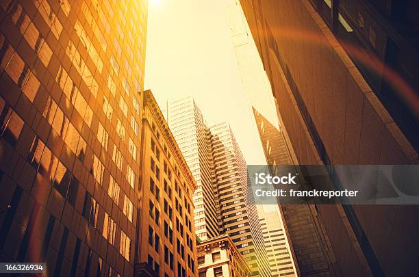 現代的なボストンの街並みと太陽 - 高層ビルのストックフォトや画像を多数ご用意 - 高層ビル, マサチューセッツ州 ボストン, オレンジ色