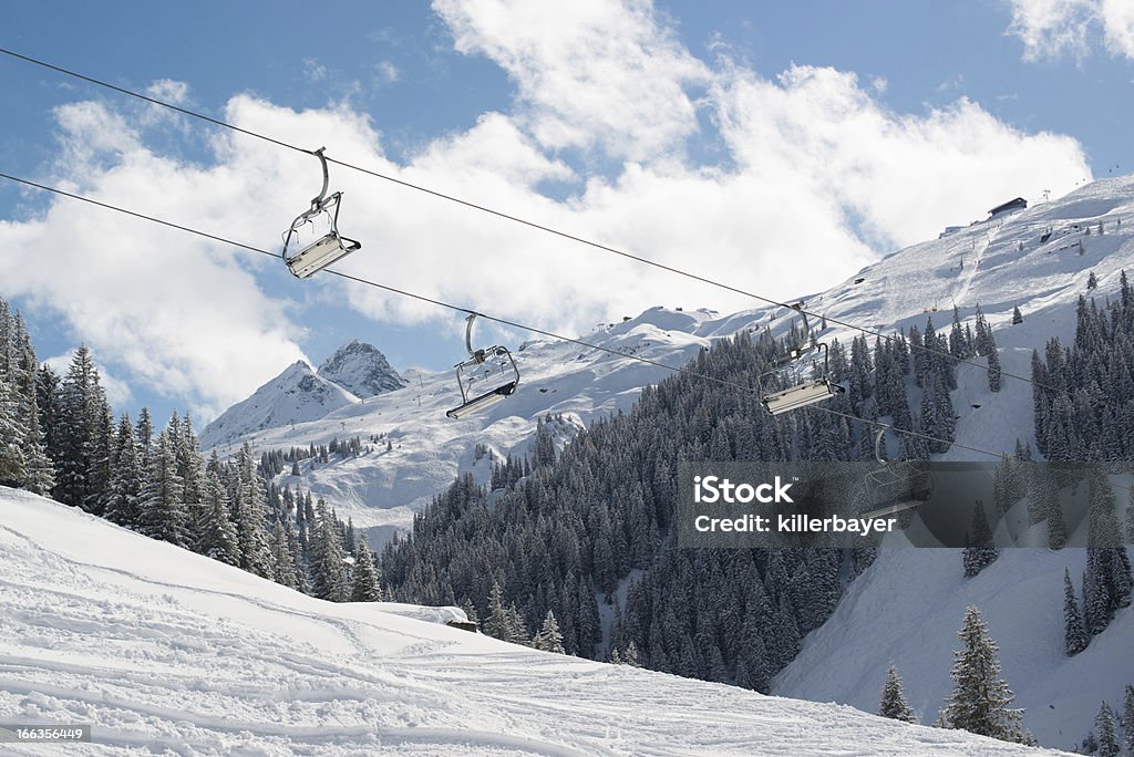 Skilift em Montafon valley - Foto de stock de Alpes europeus royalty-free