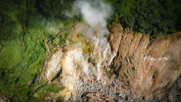 istock Fumaroles, geysers, Kamchatka, green energy, Mutnovsky volcano 1663621398