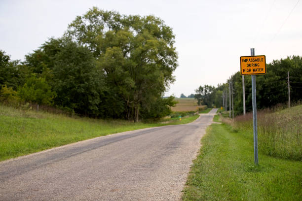 istock impassable road sign 20230905_ALX_6375 1663677412