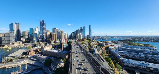 istock Skyscrapers in Sydney, Australia 1663694712