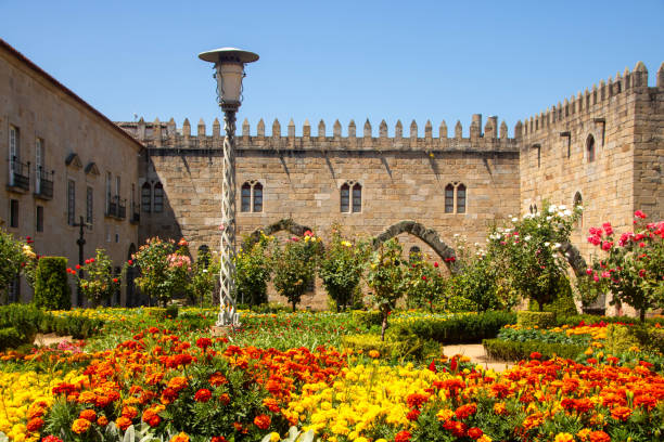 archibishop's court and santa barbara garden in Braga archibishop's court and jardim de santa barbara ( santa barbara garden) at Braga, Portugal braga district stock pictures, royalty-free photos & images