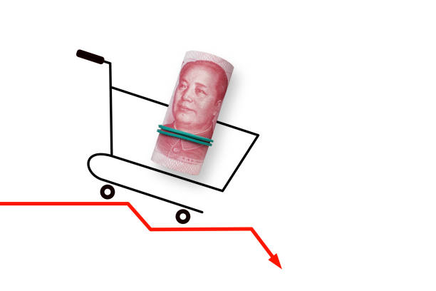 Shopping basket with yuan money on red arrow. Economic crisis, inflation and commodity prices concept Shopping basket with yuan money on red arrow. Economic crisis, inflation and commodity prices concept xi jinping stock pictures, royalty-free photos & images