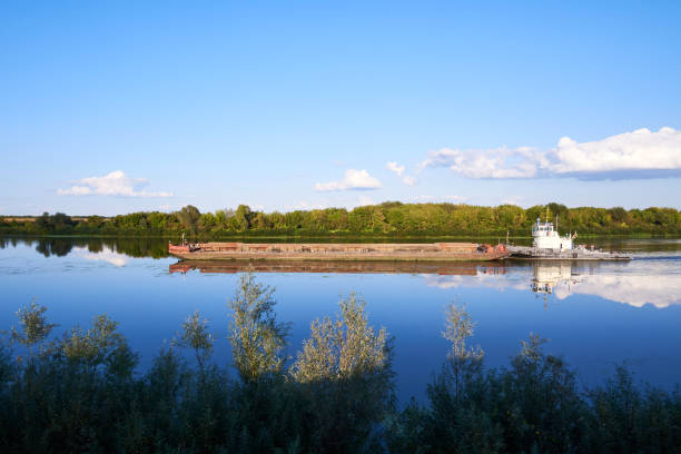 istock Barge on the Oka River 1664139502