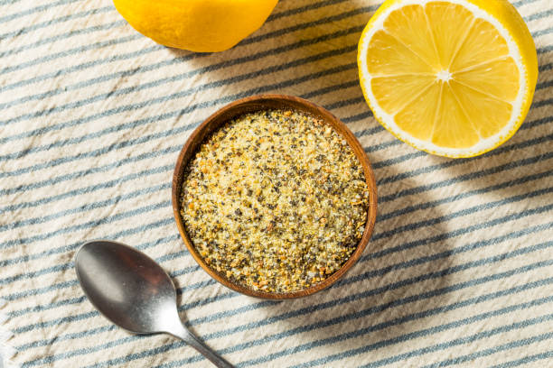 Organic Dry Lemon Pepper Seasoning in a Bowl