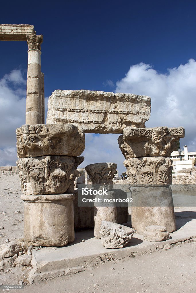 Antiche colonne di Ercole - Foto stock royalty-free di Amman