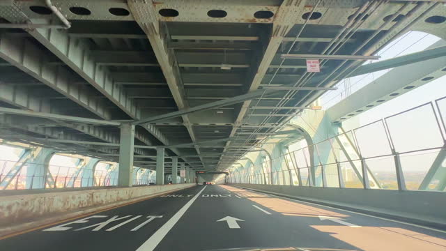Driving on Verrazano Bridge