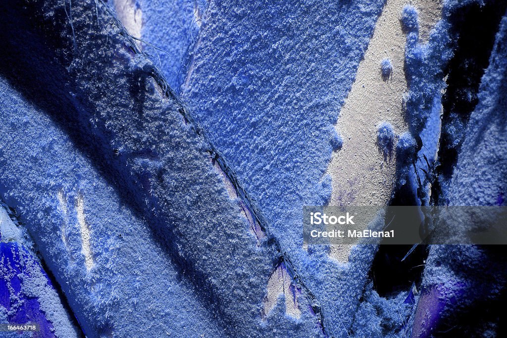 Pintura descascada em superfície de metal enferrujado. - Foto de stock de Amarrotado royalty-free