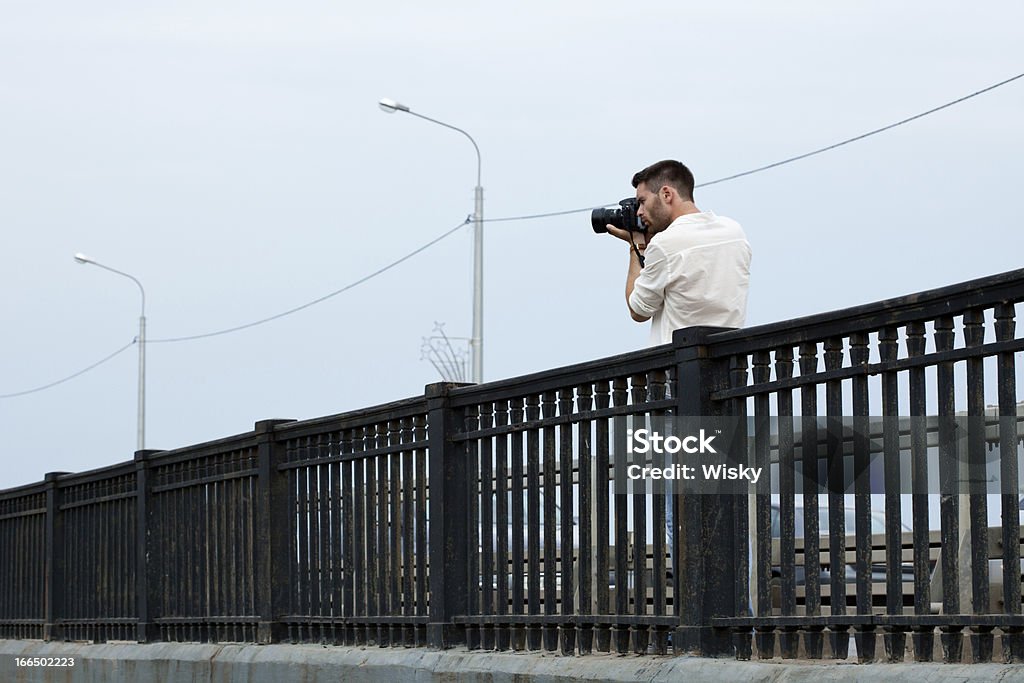 Foto sparare da bridge - Foto stock royalty-free di Adulto