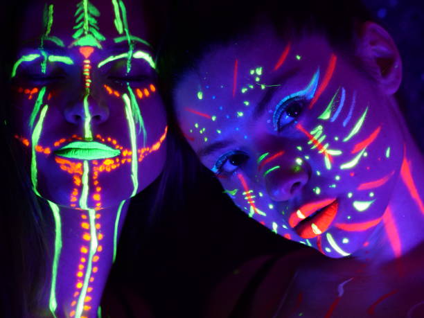 istock Bodypainting with neon colors 1665042413