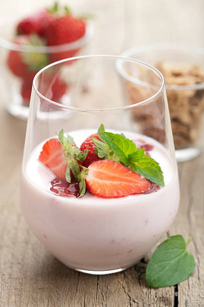 istock strawberry yogurt with cornflakes and mint 166512847
