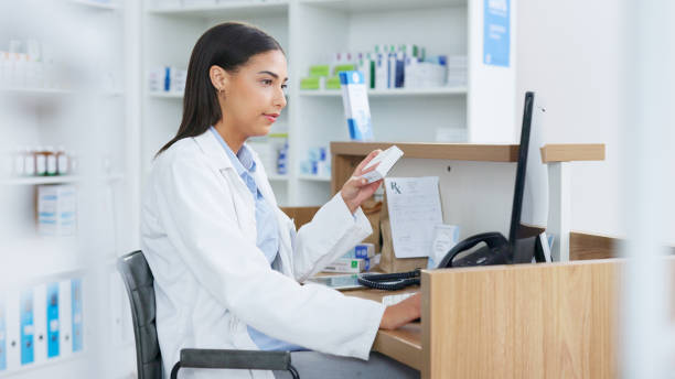 Computer System In Pharmacy Counter 220+ Dispensing Counter Stock Photos, Pictures & Royalty-Free Images ...