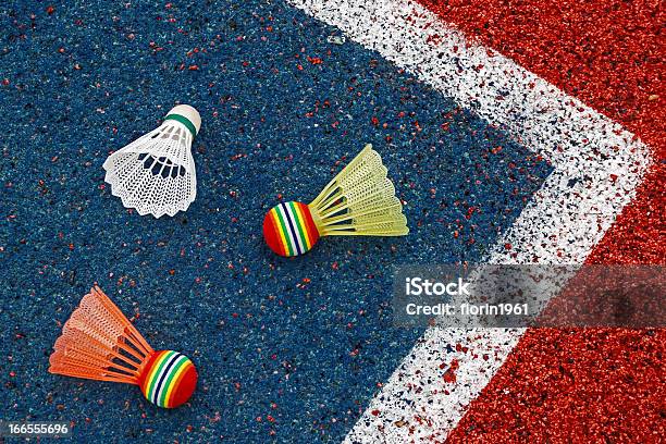 Badminton Shuttlecocks - Fotografie stock e altre immagini di Allenamento - Allenamento, Ambientazione esterna, Angolo - Forma