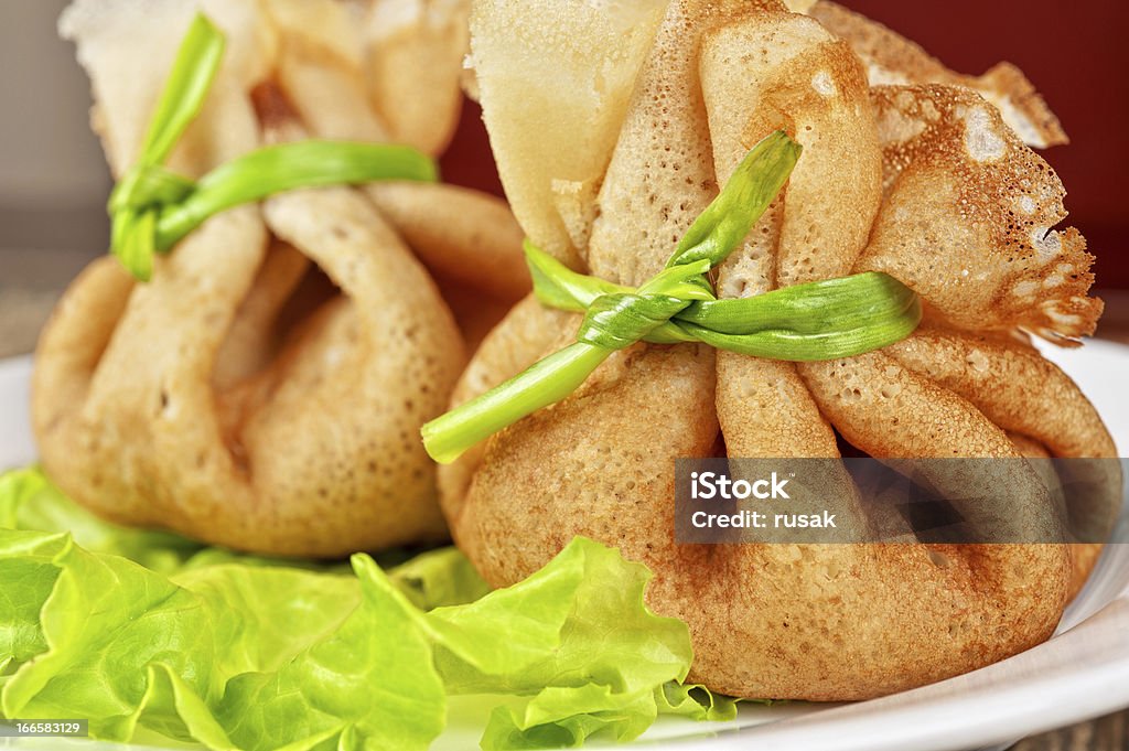 Pfannkuchen mit Fleisch - Lizenzfrei Blatt - Pflanzenbestandteile Stock-Foto