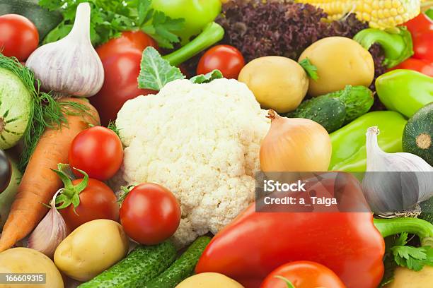 Foto de Saudáveis Legumes Frescos Fundo De Alimentos e mais fotos de stock de Agricultura - Agricultura, Alho, Alimentação Saudável