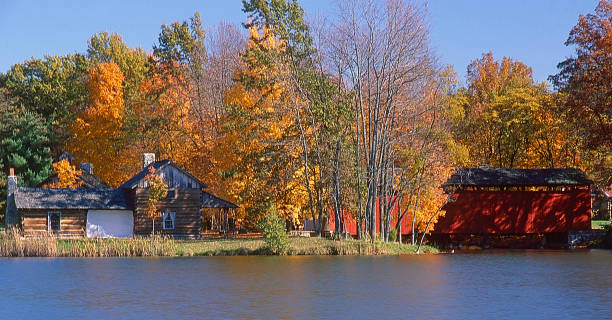 istock Irishman Bridge, Indiana 1666093937