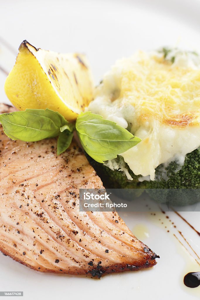 Tostadores con adorno de carne - Foto de stock de Alimento libre de derechos