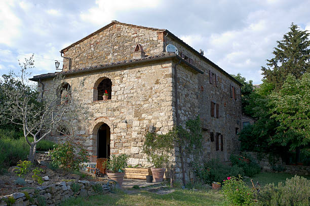 istock Tuscany Country Home 166617729