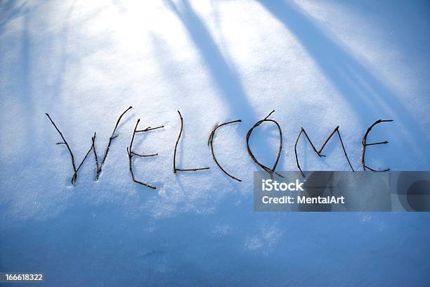 Bienvenido Foto de stock y más banco de imágenes de Cartel de bienvenida - Cartel de bienvenida, Invierno, Actividades recreativas