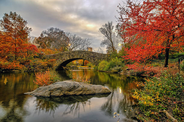 istock Gapstow Bridge in Central Park,autumn 1666212194