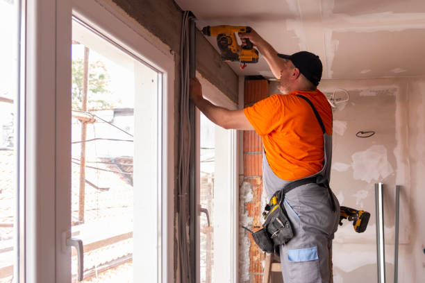 istock Construction or renovation of apartments 1666313912