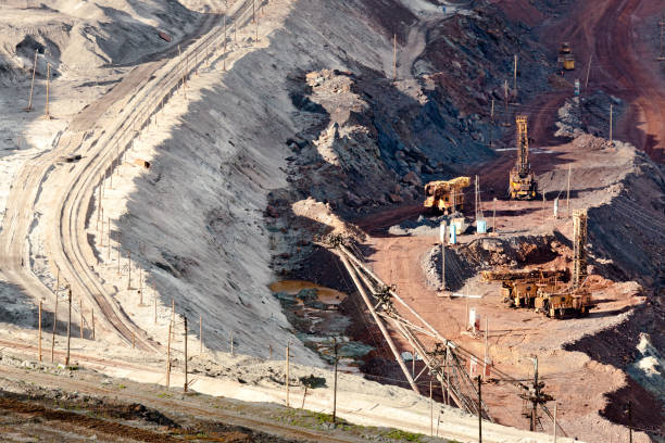 istock Road to the quarry 166633122