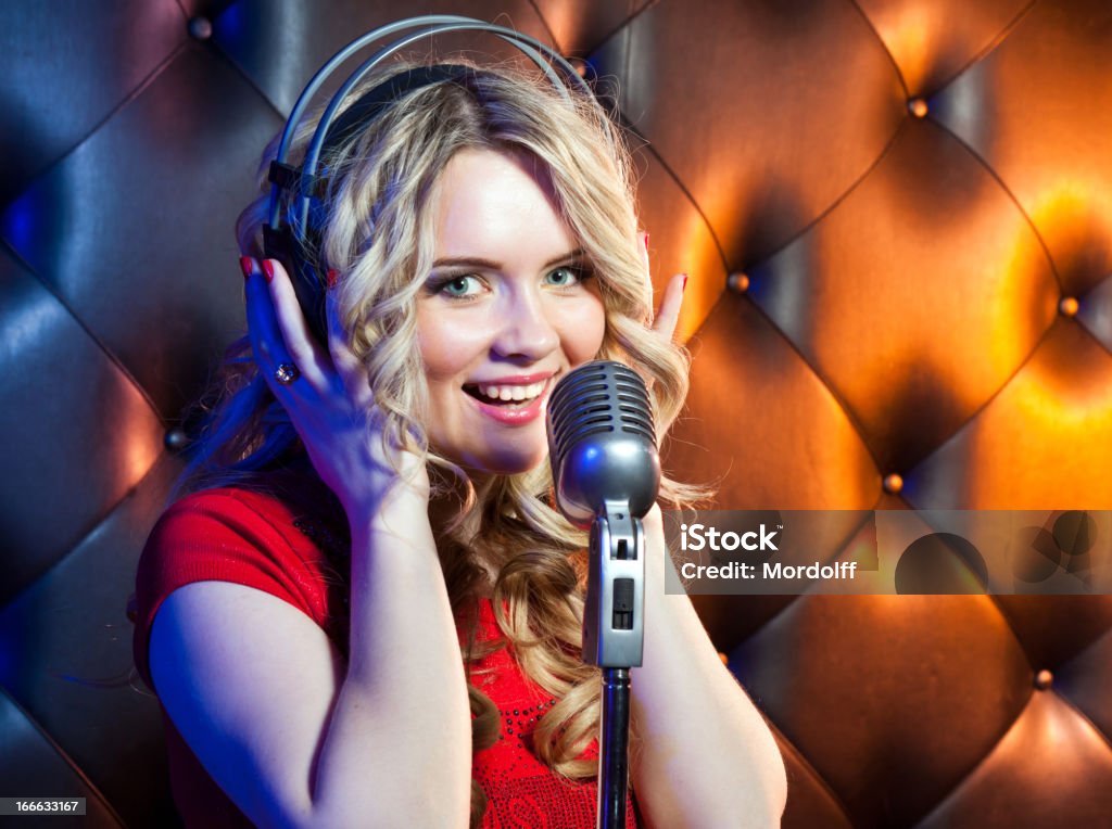 studio di registrazione di musica - Foto stock royalty-free di 20-24 anni