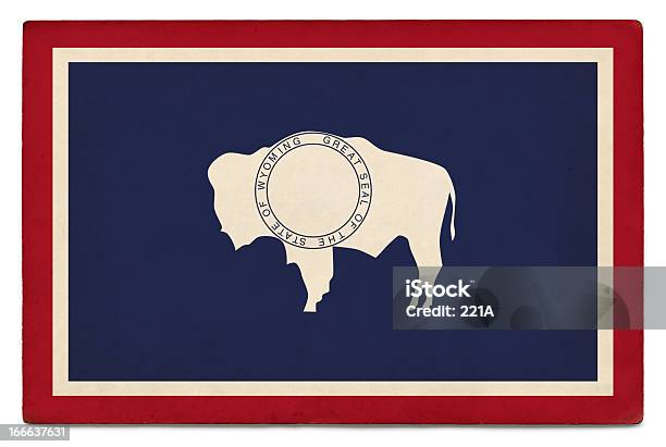 Grunge Państwowa Flaga Stanów Zjednoczonych Na Biały Stan Wyoming - zdjęcia stockowe i więcej obrazów Bez ludzi