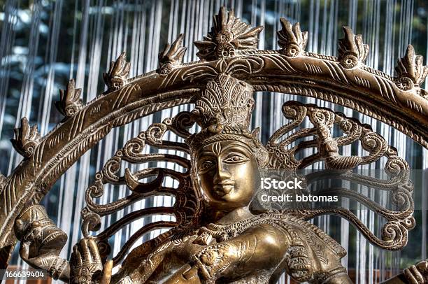 Nataraja Shiva Foto de stock y más banco de imágenes de Actuación - Espectáculo - Actuación - Espectáculo, Arte, Arte y artesanía