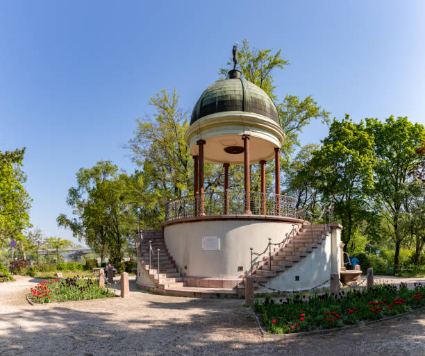 istock Musical Well at Margaret Island 1666456917